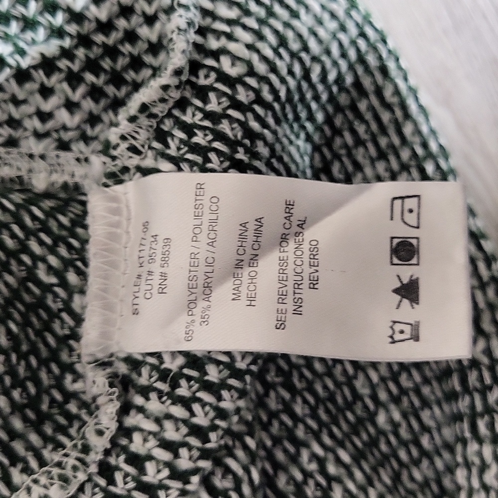 Kut From The Kloth Womens XL Lightweight Sweater V Neck Open Knit Half Sleeve‎ - Picture 4 of 8